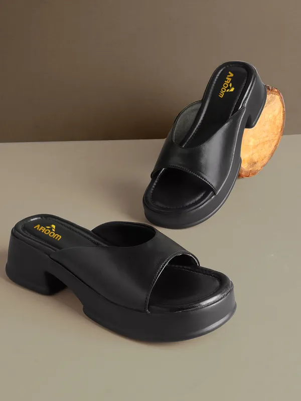 Black_Black_Faux_Leather_Casual_2_Inch_Heel_Sandal_For_Women
