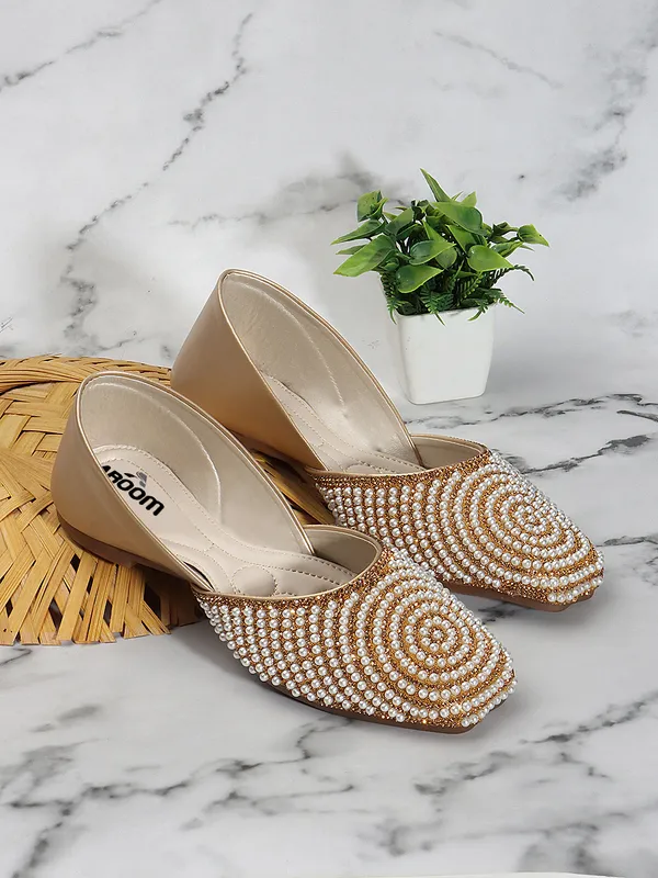 Copper_Stylish_Pearl_Embellished_Womens_Flats_For_Festive,_Ethnic,_And_Party_Wear