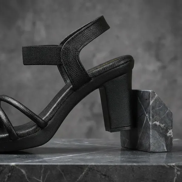 Black_Trendy_Block_Heel_Sandals_With_Triple_Strap_Design_For_Women