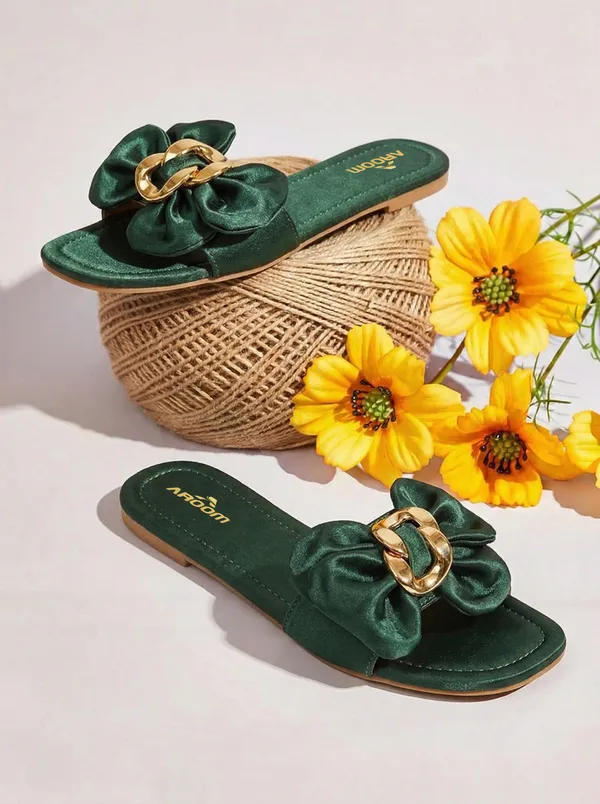 Elegant_Slip-On_Flats_with_Bow_&_Gold_Chain_Detail