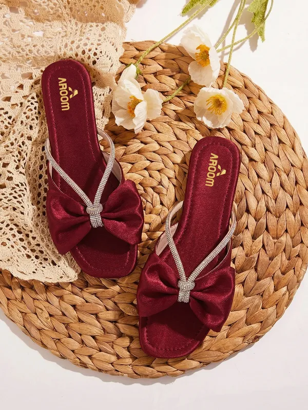 Stylish_Bow_Embellished_Flat_Slip-On_Sandals_for_Women