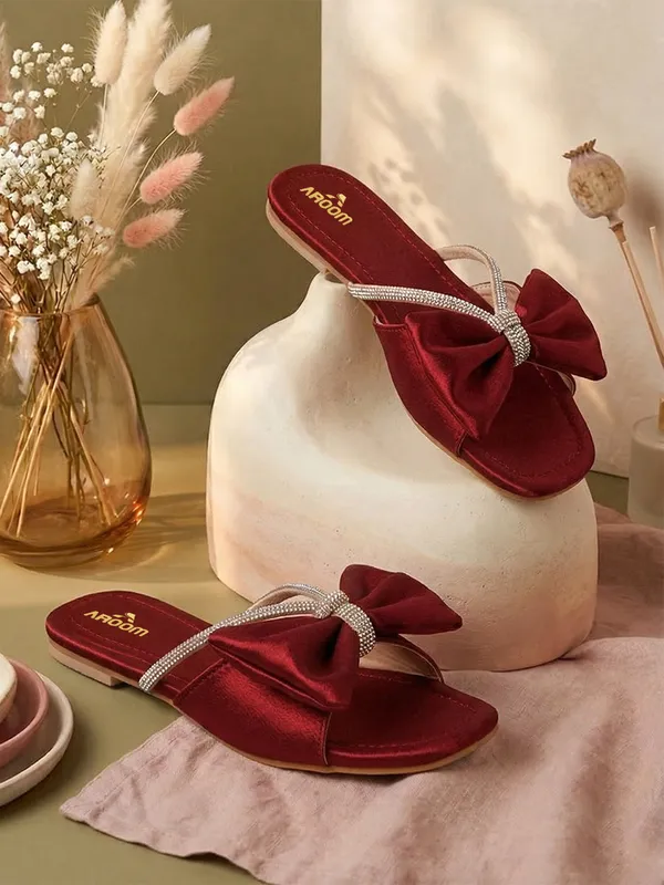 Stylish_Bow_Embellished_Flat_Slip-On_Sandals_for_Women