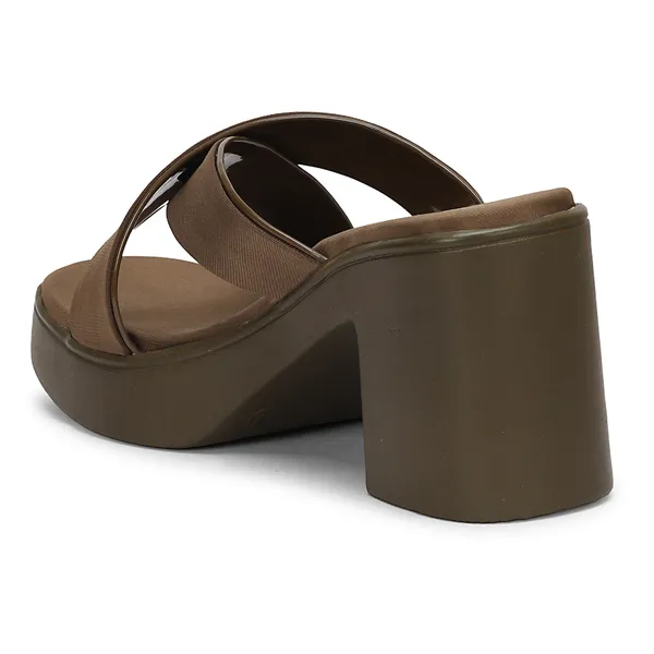 Add_a_touch_of_elegance_and_comfort_to_your_everyday_style_with_these_stylish_heel_sandals