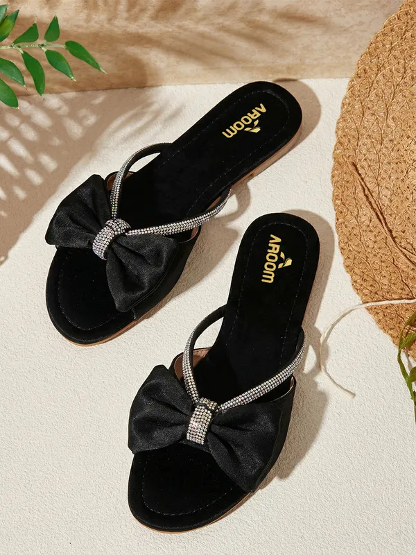 Stylish_Bow_Embellished_Flat_Slip-On_Sandals_for_Women