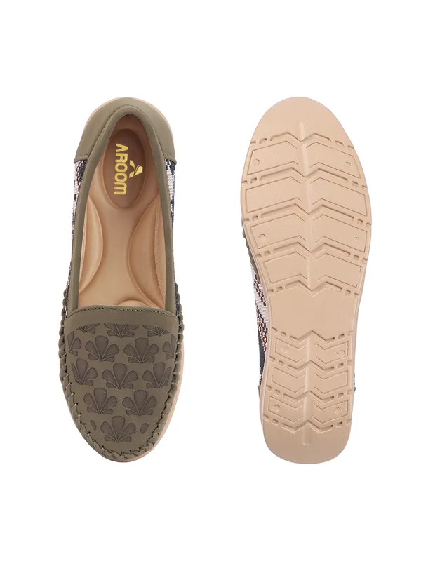 Womens_Printed_Comfort_Loafers_Stylish_Slip-On_Casual_Shoes