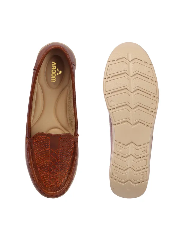 Aroom_Women�s_Textured_Comfort_Loafers