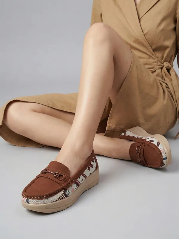 Womens_Printed_Comfort_Loafers_Stylish_Slip-On_Casual_Shoes