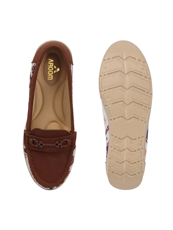 Womens_Printed_Comfort_Loafers_Stylish_Slip-On_Casual_Shoes