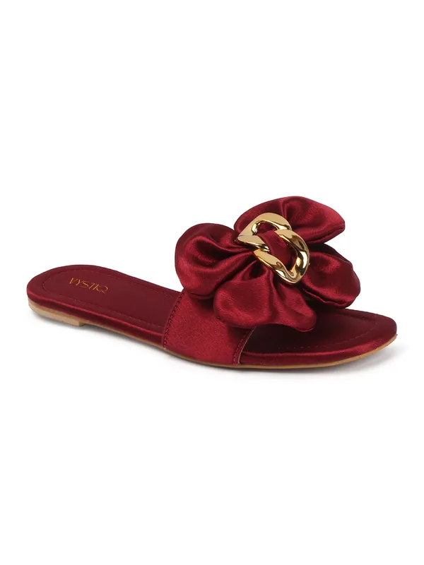 Women's_Slip-On_Flats_with_Bow_Detail_&_Gold_Chain_Accent