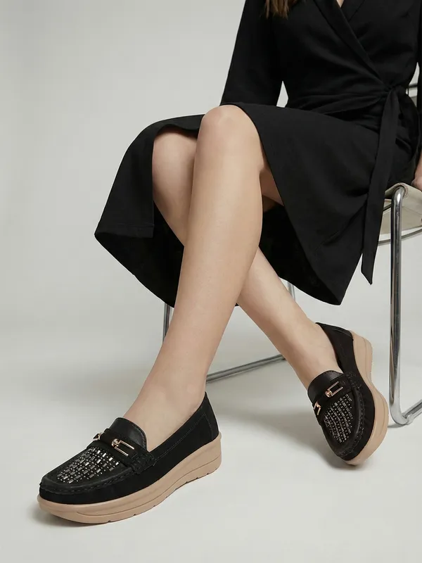 Womens_Embellished_Comfort_Loafers_Stylish_Slip-On_Casual_Shoes