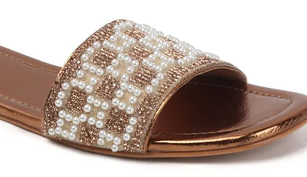 Aroom_Women�s_Pearl_Embellished_Ethnic_Slide_Sandals