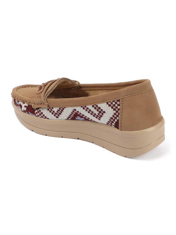 Womens_Printed_Comfort_Loafers_Stylish_Slip-On_Casual_Shoes