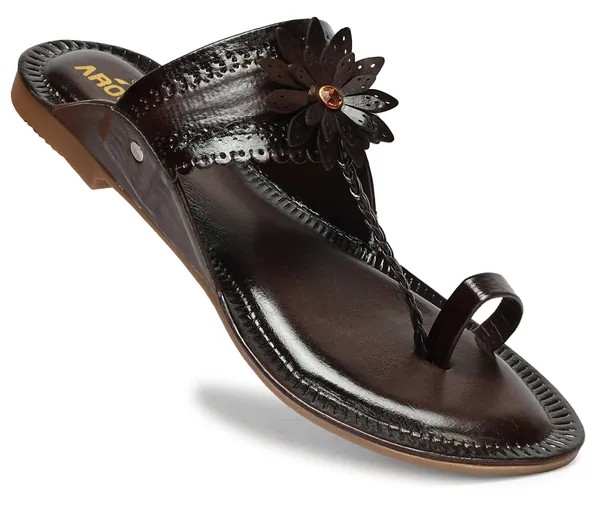 A_pair_of_stylish_women�s_slip-on_loafers_in_a_warm_tan/brown_color_with_a_subtle_ribbed_texture.