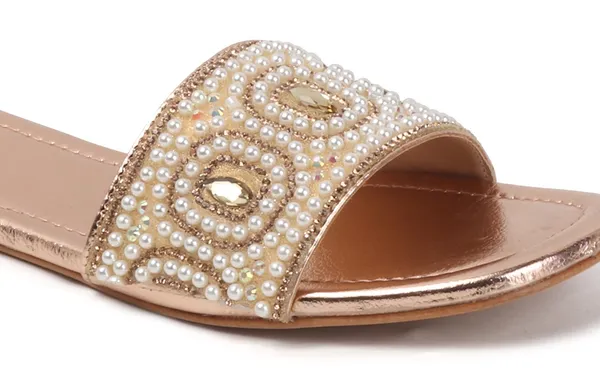 Aroom_Women�s_Pearl_Embellished_Ethnic_Slide_Sandals