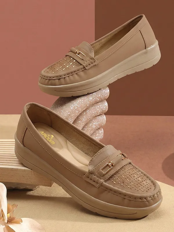 Womens_Embellished_Comfort_Loafers_Stylish_Slip-On_Casual_Shoes