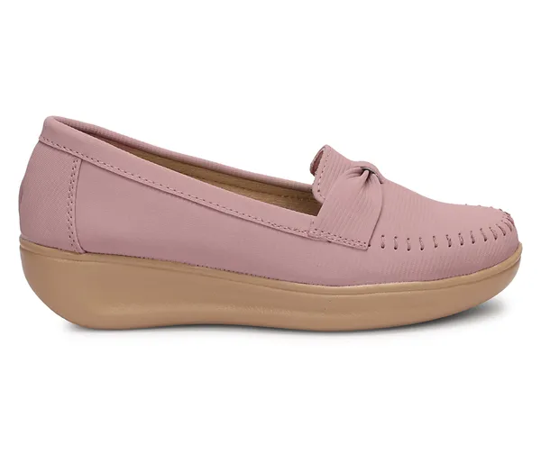 Step_into_effortless_style_and_all-day_comfort_with_these_elegant_wedge_heel_loafers