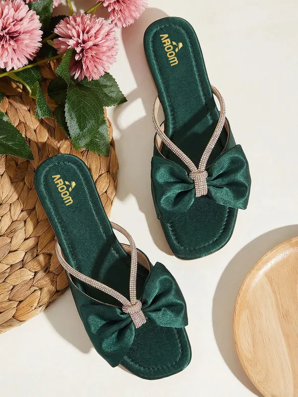 Stylish_Bow_Embellished_Flat_Slip-On_Sandals_for_Women