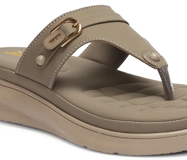 Add_a_touch_of_elegance_and_comfort_to_your_everyday_style_with_these_stylish_wedge_heel_sandals