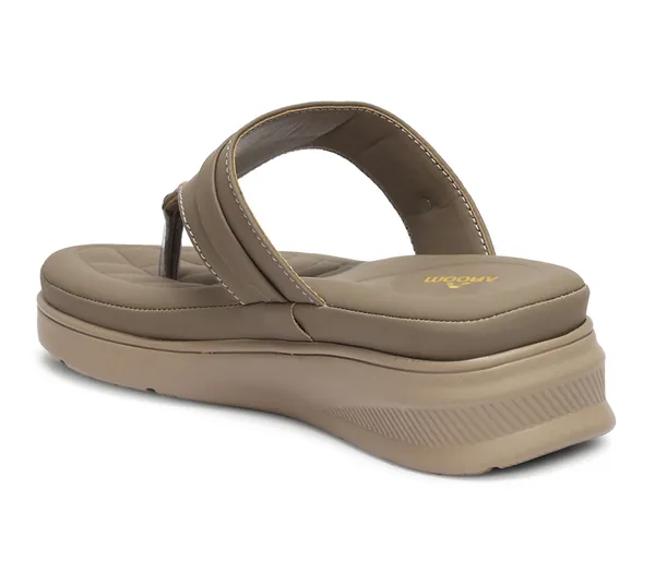 Add_a_touch_of_elegance_and_comfort_to_your_everyday_style_with_these_stylish_wedge_heel_sandals