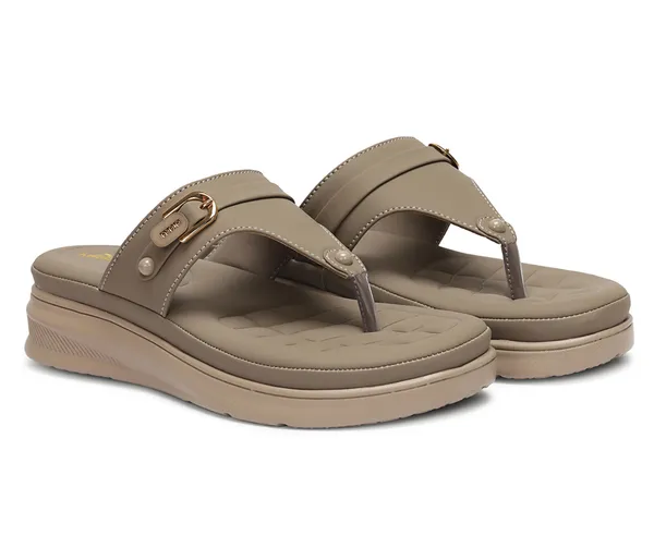 Add_a_touch_of_elegance_and_comfort_to_your_everyday_style_with_these_stylish_wedge_heel_sandals