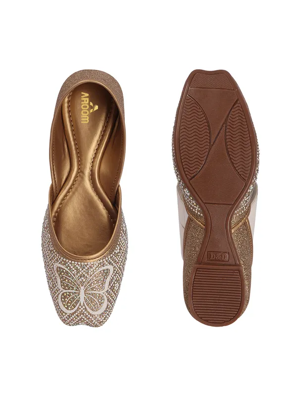 Elegant_Embellished_Ethnic_Flat_Juttis_for_Women