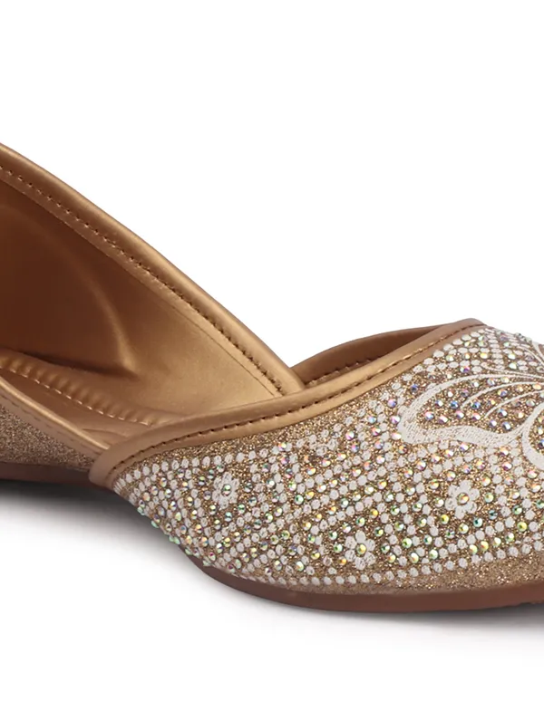 Elegant_Embellished_Ethnic_Flat_Juttis_for_Women