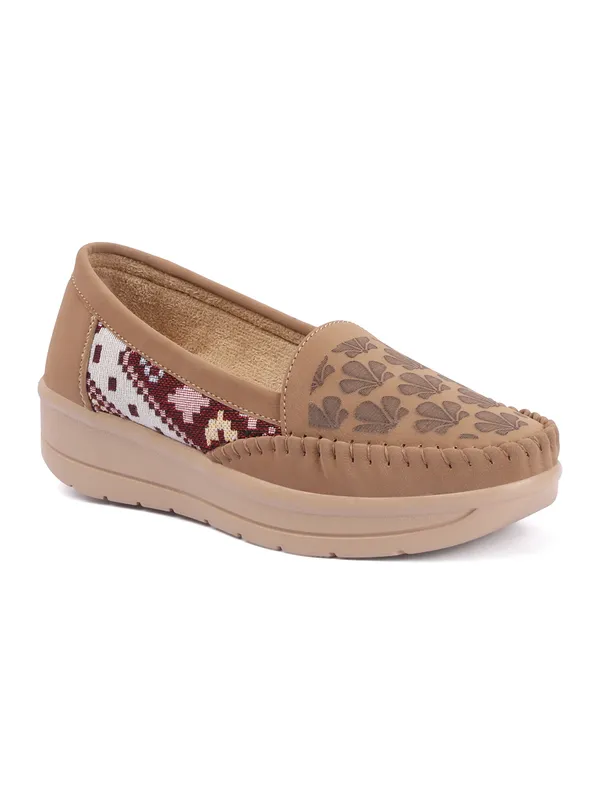 Womens_Printed_Comfort_Loafers_Stylish_Slip-On_Casual_Shoes