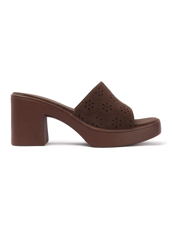 Aroom_Women�s_Textured_Block_Heel_Slide_Sandals