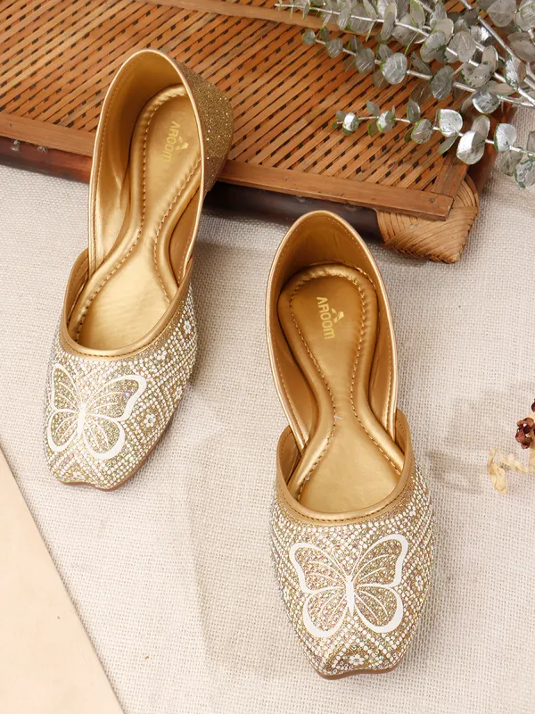Womens_Embellished_Ethnic_Flats_Stylish_Comfortable_Party_Wear_Jutti