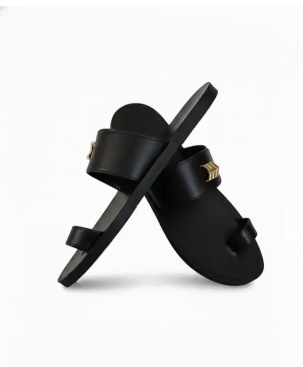 Men_Black_Toering_Sandals_With_Gold_Accent