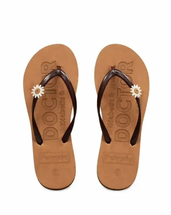 Women_Brown_Flip_Flops_With_Daisy_Charm