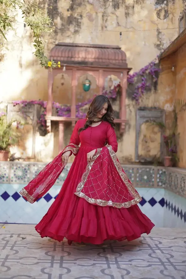 Light_Red_Georgette_Fully_Flair_Gown_With_Embroidery_Work_Dupatta_For_Women