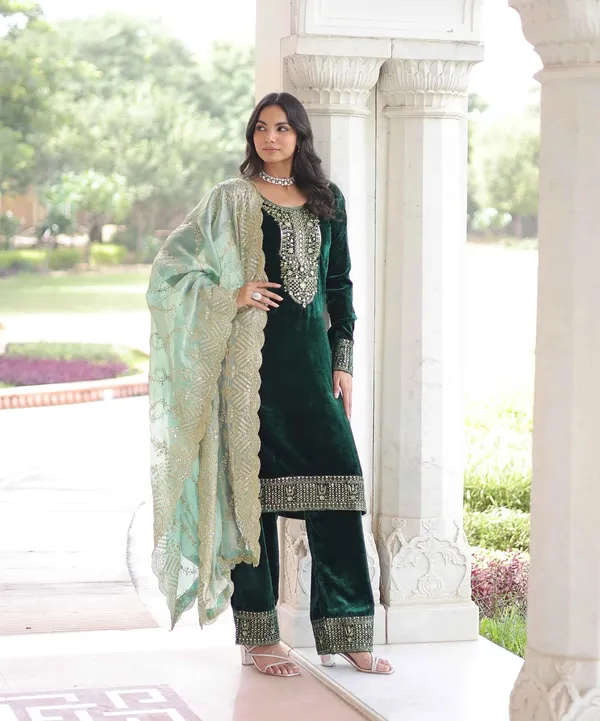 Dark_Green_Velvet_Embroidery_Work_Salwar_Suit_For_Women