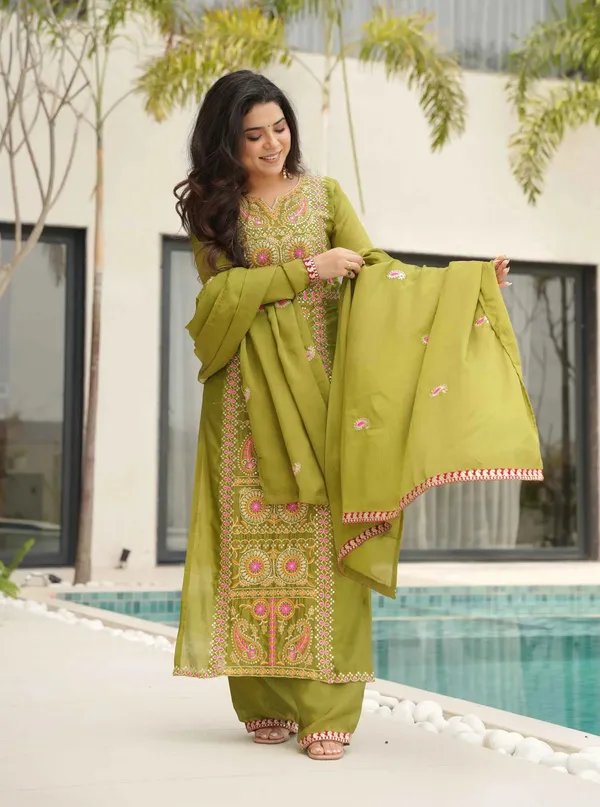 Parrot_Embroidery_Work_Salwar_Suit_For_Women