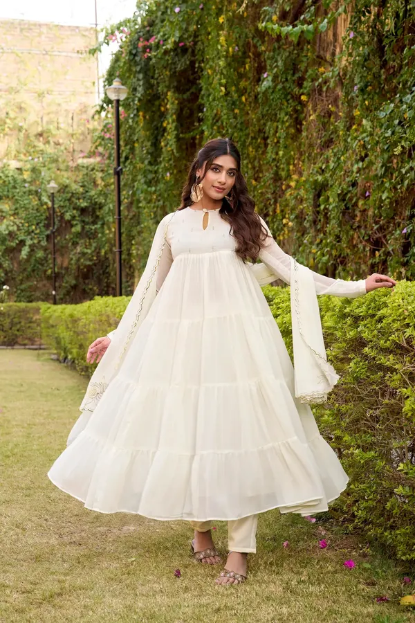 Pearl_White_Flared_Gown_With_Foil_Work_For_Women