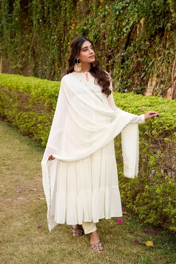 Pearl_White_Flared_Gown_With_Foil_Work_For_Women