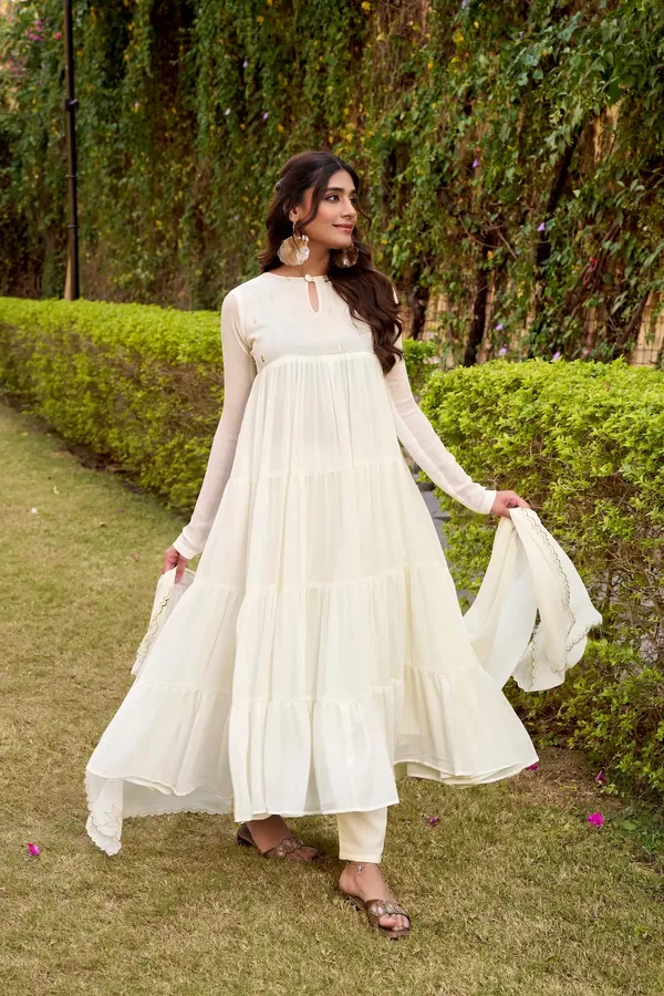 Pearl_White_Flared_Gown_With_Foil_Work_For_Women