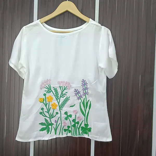 White_Premium_Apparel_Set_For_Women