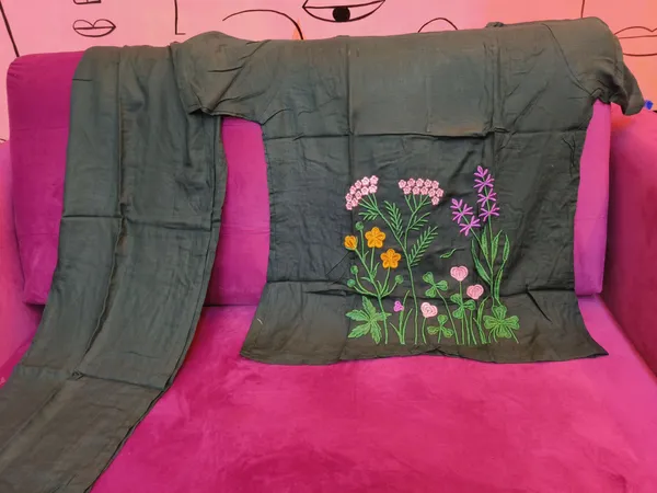 Dark_Green_Premium_Apparel_Set_For_Women