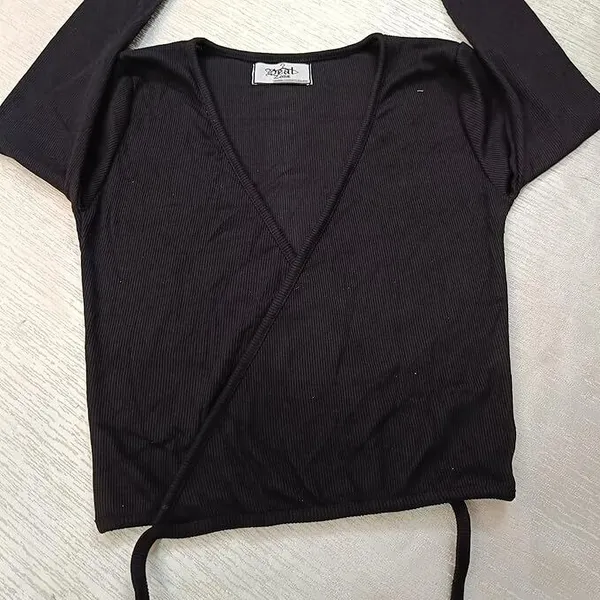 Black_Premium_Top_For_Women