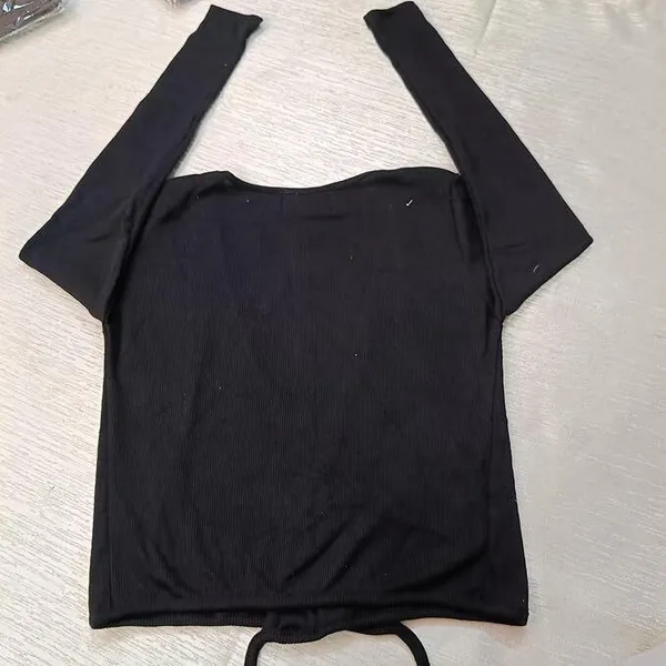 Black_Premium_Top_For_Women