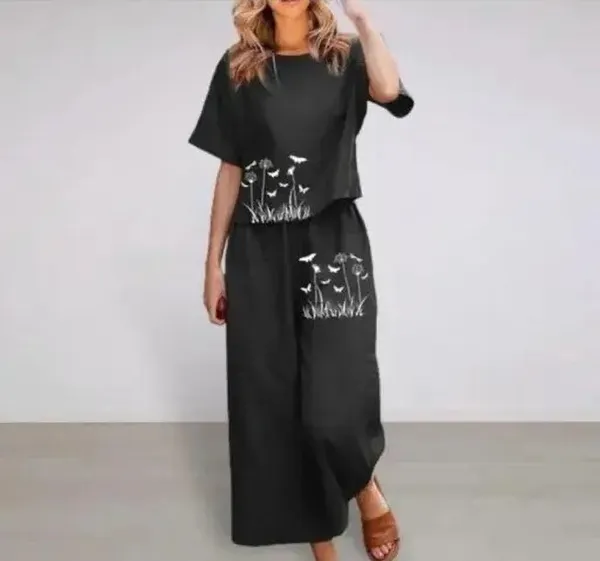 Black_Premium_Apparel_Set_For_Women