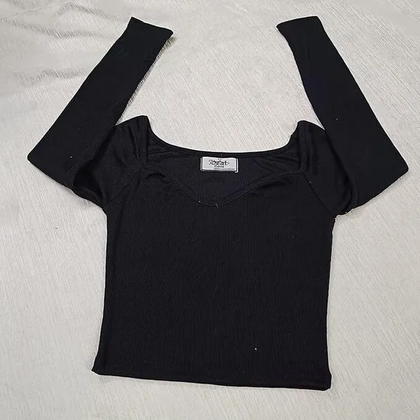 Black_Premium_Top_For_Women