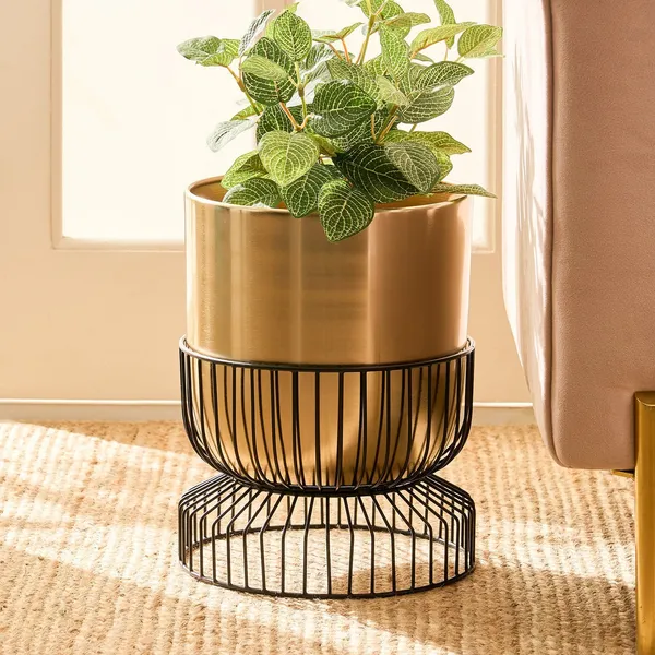 Gold_Metal_Planter_Stand_For_Home_Decor_(Pack_of_2)