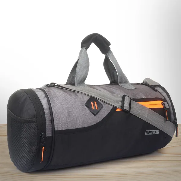 Black_Polyester_Gym_Kit_Bag_For_Men_And_Women