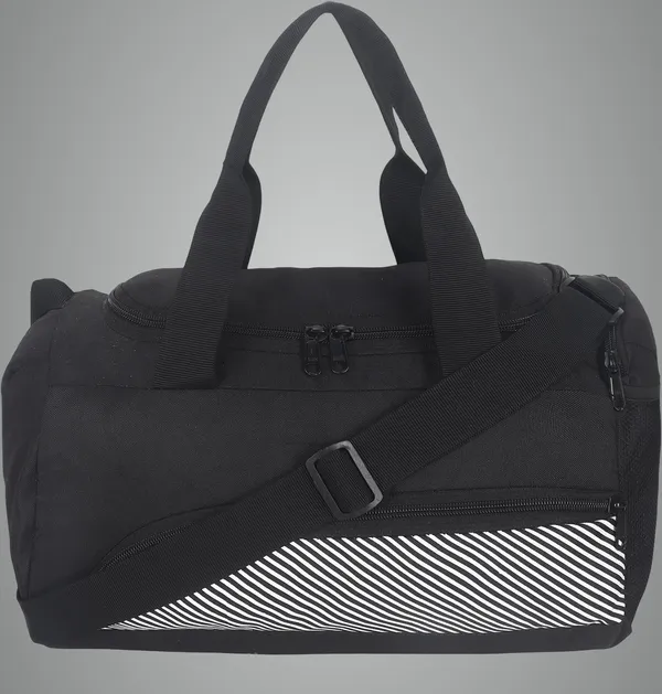 Black_Polyester_Gym_Kit_Bag_For_Men_And_Women