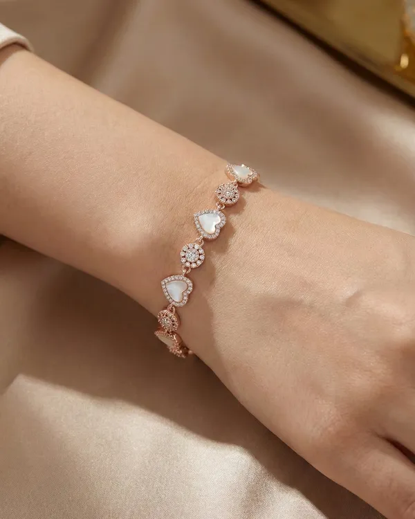 Blushing_Heart_Link_Bracelet_For_Women|_SILVER_925