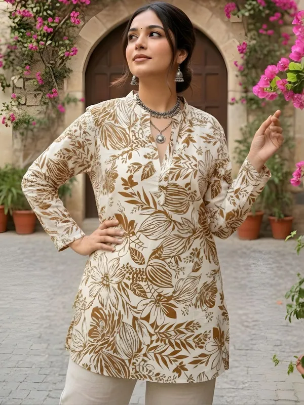 Cream_And_Brown_Cotton_Leaf_Printed_Kurti