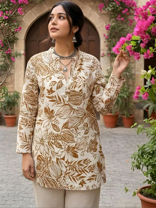 Cream_And_Brown_Cotton_Leaf_Printed_Kurti