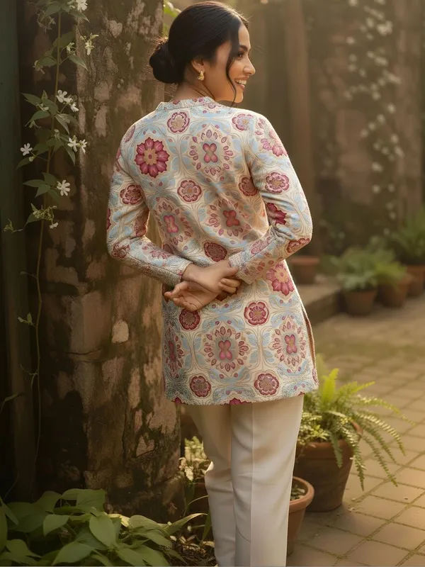 Cream-Pink_Cotton_Floral_Printed_Kurti